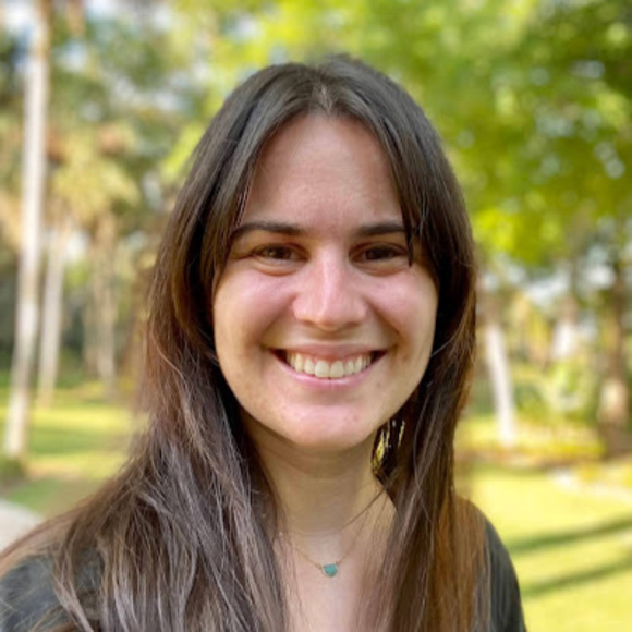 Meet your Posher, Carlyn - Picture 1 of 1